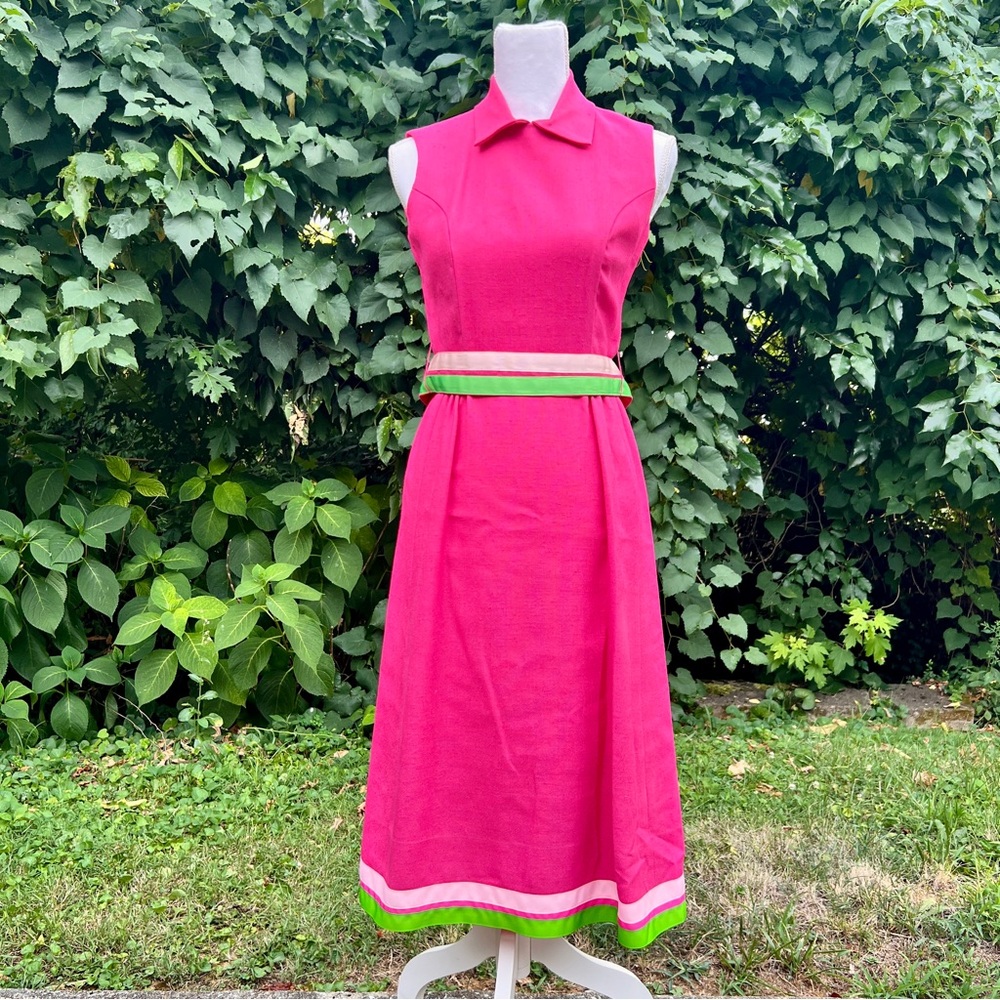Vintage 1960’s pink Midge Grant sheath high neck sleeveless midi dress